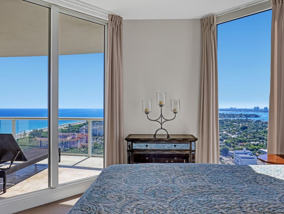 En Venta: $2,495,000 (2 camas, 2 baños, 2115 Pies cuadrados)