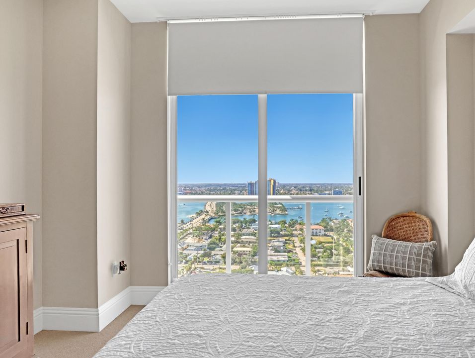 En Venta: $2,495,000 (2 camas, 2 baños, 2115 Pies cuadrados)