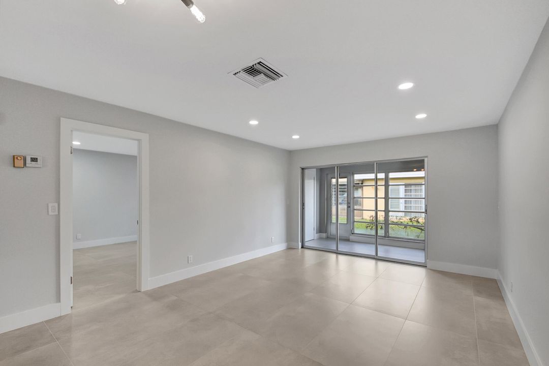 En Venta: $274,999 (2 camas, 1 baños, 989 Pies cuadrados)