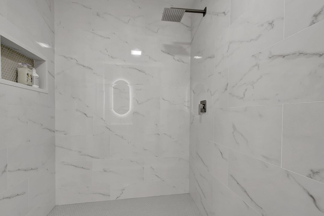 En Venta: $274,999 (2 camas, 1 baños, 989 Pies cuadrados)