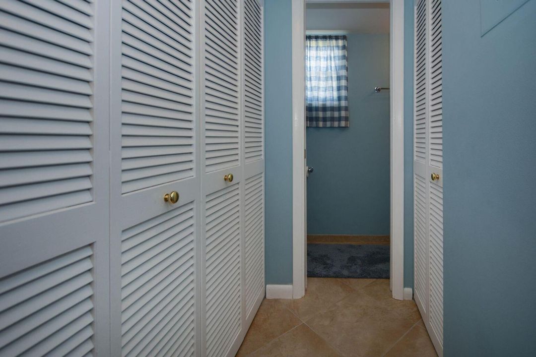 Active With Contract: $2,750 (3 beds, 2 baths, 1435 Square Feet)