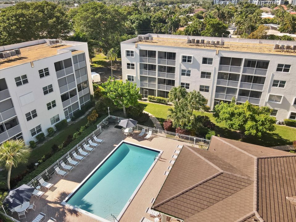 待售: $349,900 (2 贝兹, 2 浴室, 1000 平方英尺)