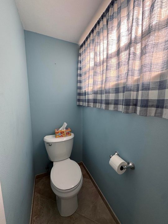 Active With Contract: $2,750 (3 beds, 2 baths, 1435 Square Feet)