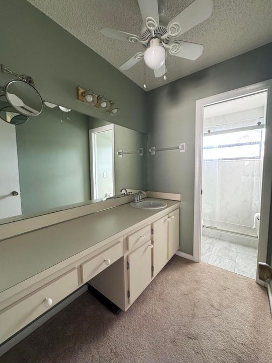 Active With Contract: $2,750 (3 beds, 2 baths, 1435 Square Feet)