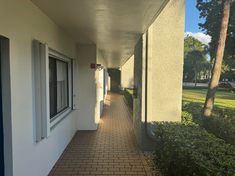 На продажу: $224,900 (3 спален, 2 ванн, 1225 Квадратных фут)