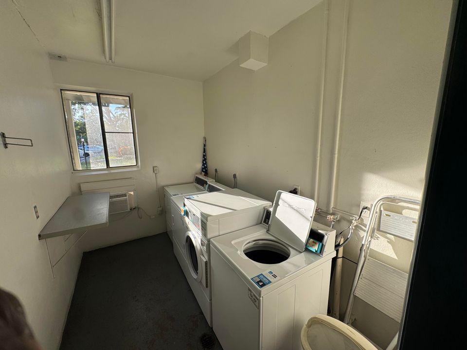 На продажу: $224,900 (3 спален, 2 ванн, 1225 Квадратных фут)