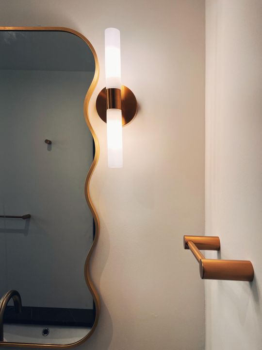 For Rent: $2,495 (2 beds, 1 baths, 930 Square Feet)