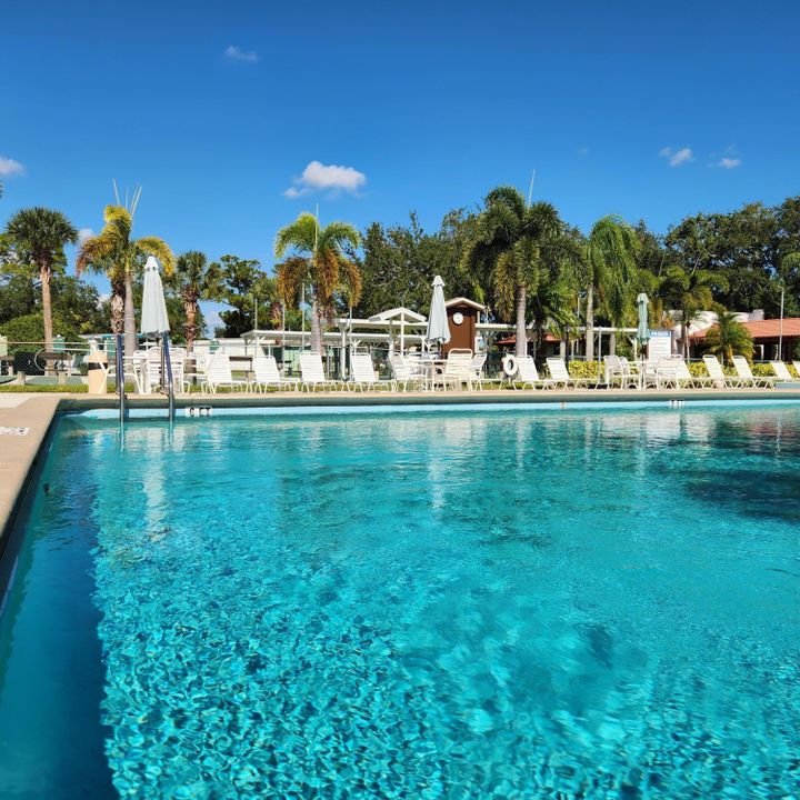 На продажу: $105,000 (2 спален, 2 ванн, 770 Квадратных фут)