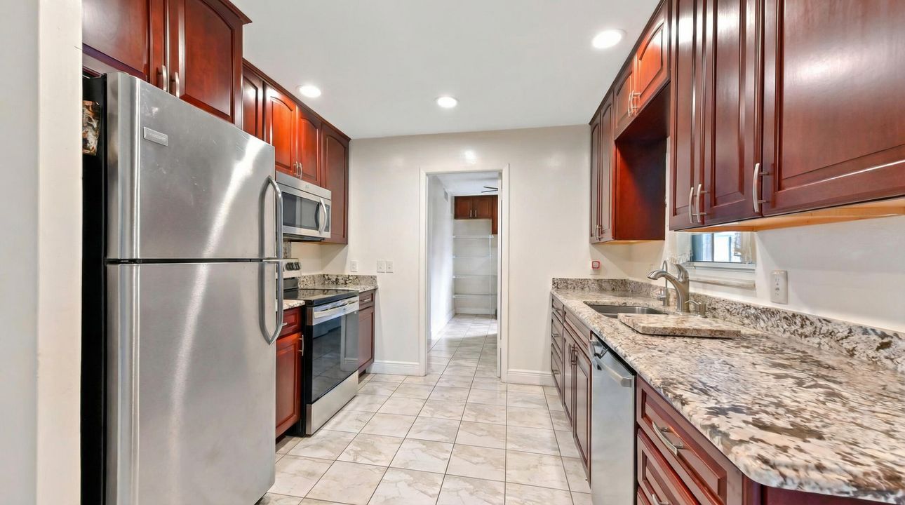 For Sale: $539,000 (4 beds, 2 baths, 1776 Square Feet)