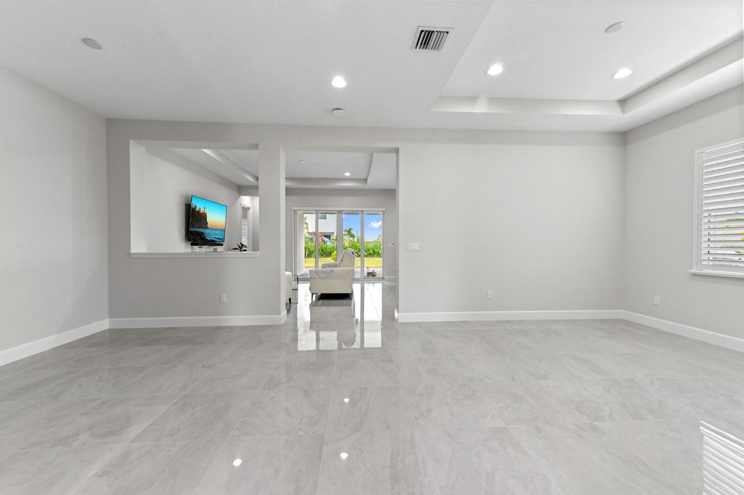 En Renta: $3,200 (3 camas, 3 baños, 2042 Pies cuadrados)