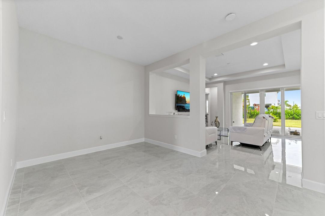 En Renta: $3,200 (3 camas, 3 baños, 2042 Pies cuadrados)