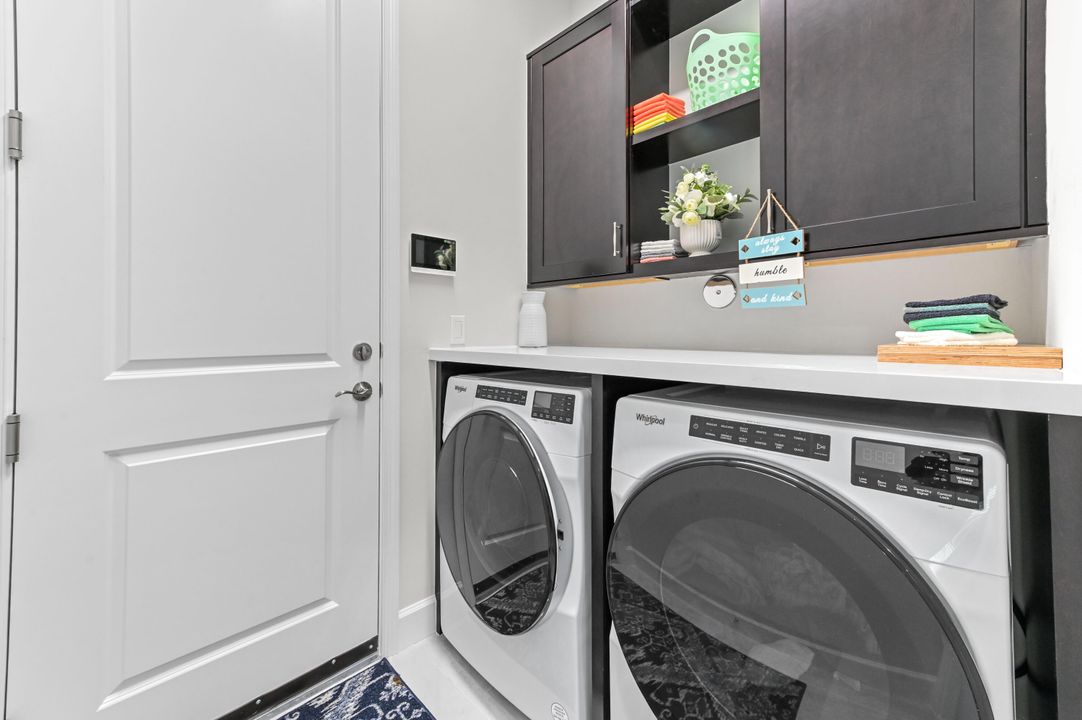 En Renta: $3,200 (3 camas, 3 baños, 2042 Pies cuadrados)