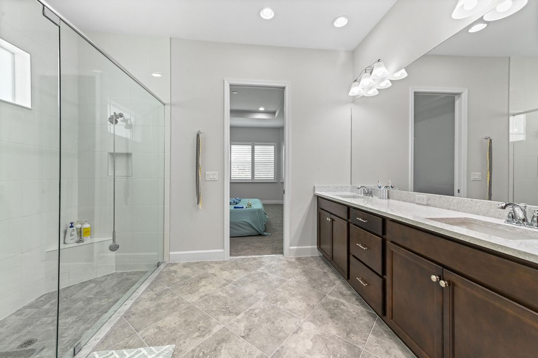 En Renta: $3,200 (3 camas, 3 baños, 2042 Pies cuadrados)