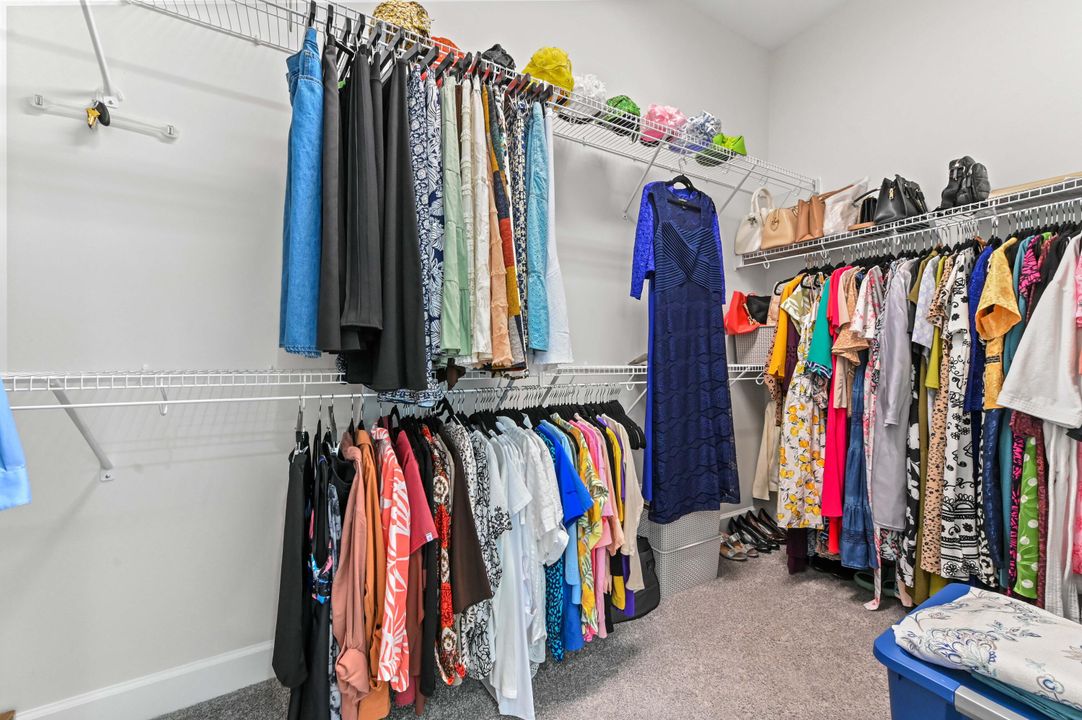 En Renta: $3,200 (3 camas, 3 baños, 2042 Pies cuadrados)