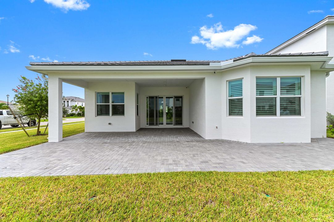 En Renta: $3,200 (3 camas, 3 baños, 2042 Pies cuadrados)