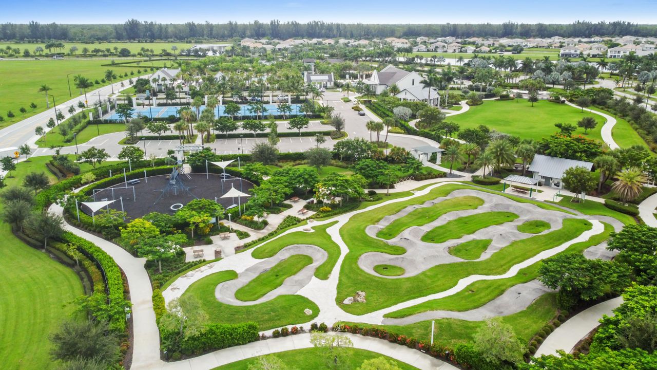 En Renta: $3,200 (3 camas, 3 baños, 2042 Pies cuadrados)