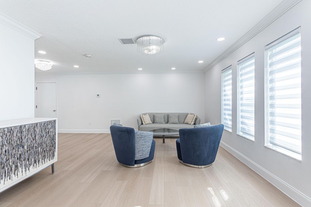 待售: $1,100,000 (3 贝兹, 2 浴室, 1573 平方英尺)