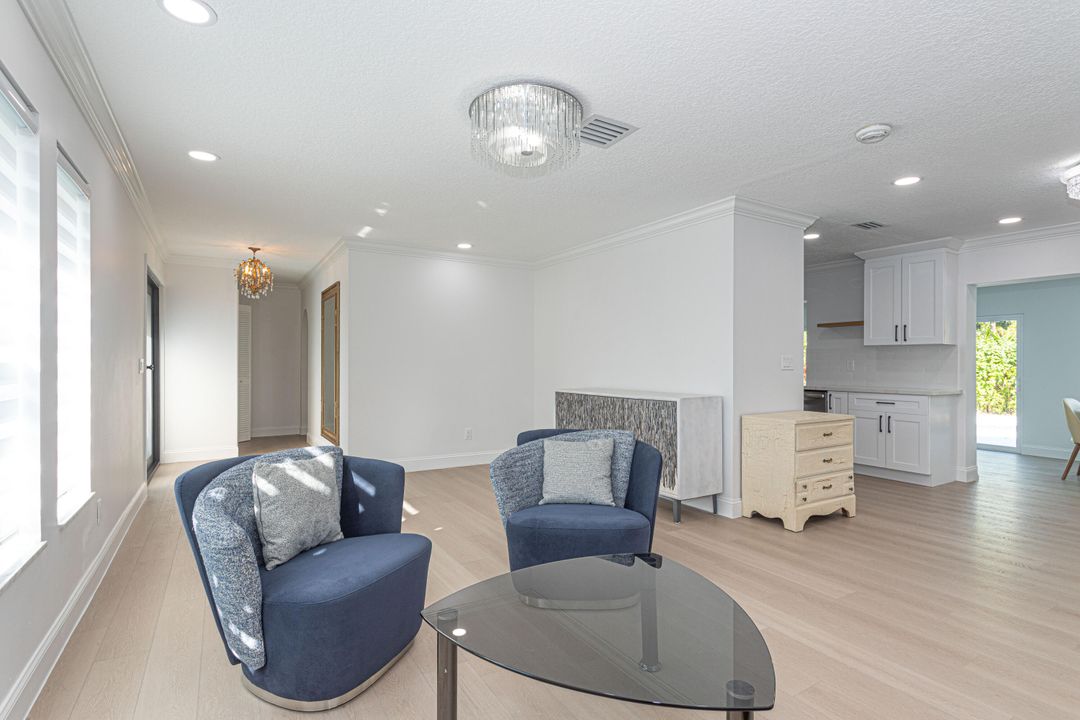 待售: $1,100,000 (3 贝兹, 2 浴室, 1573 平方英尺)