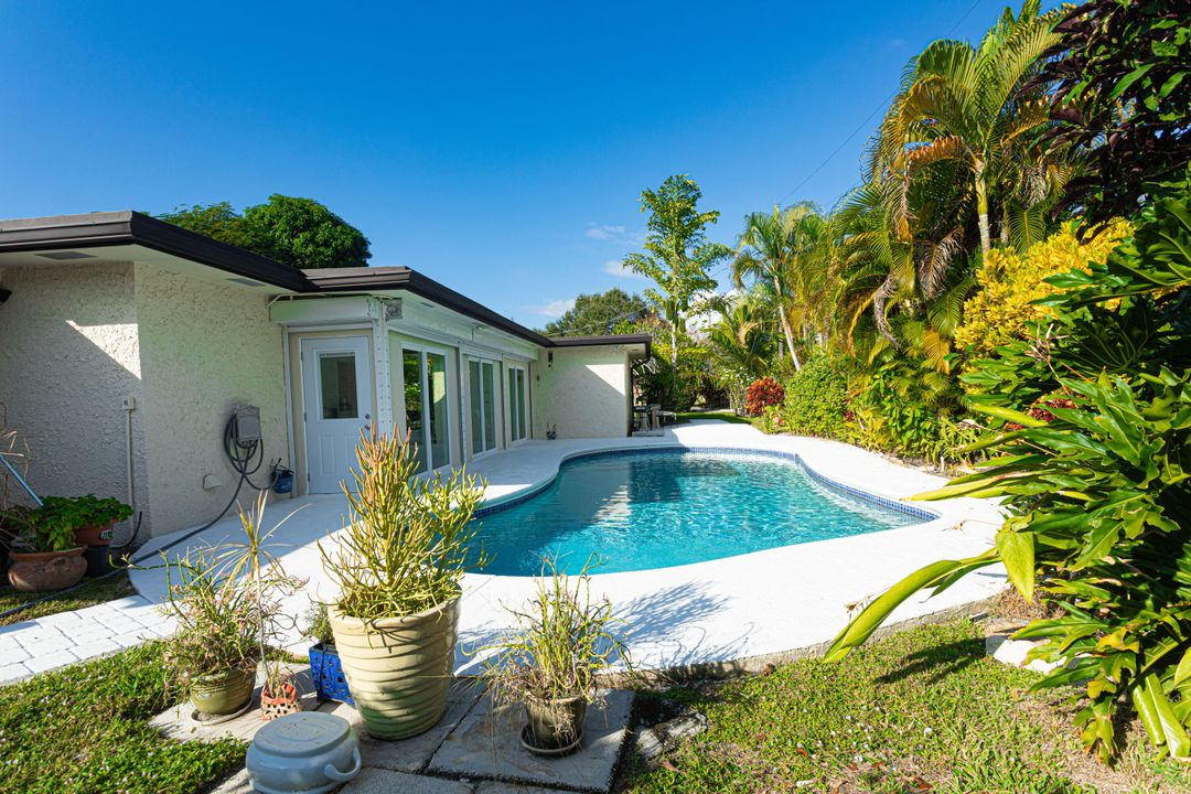 待售: $1,100,000 (3 贝兹, 2 浴室, 1573 平方英尺)