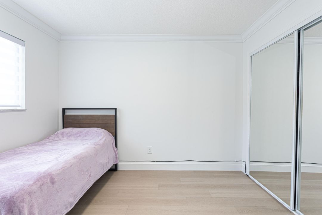 待售: $1,100,000 (3 贝兹, 2 浴室, 1573 平方英尺)