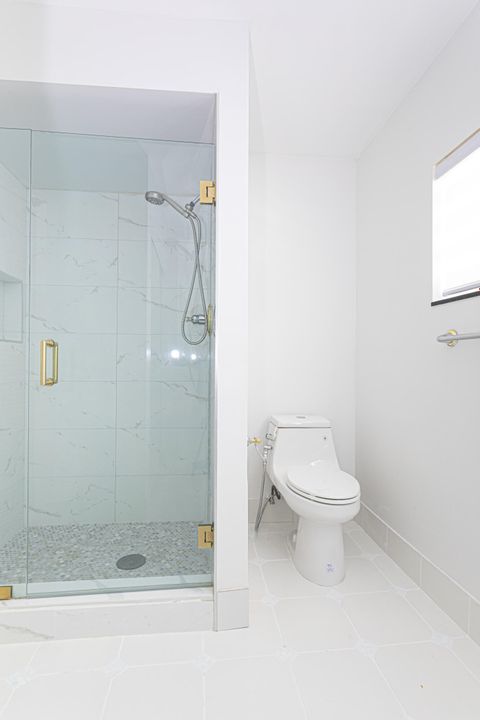 待售: $1,100,000 (3 贝兹, 2 浴室, 1573 平方英尺)