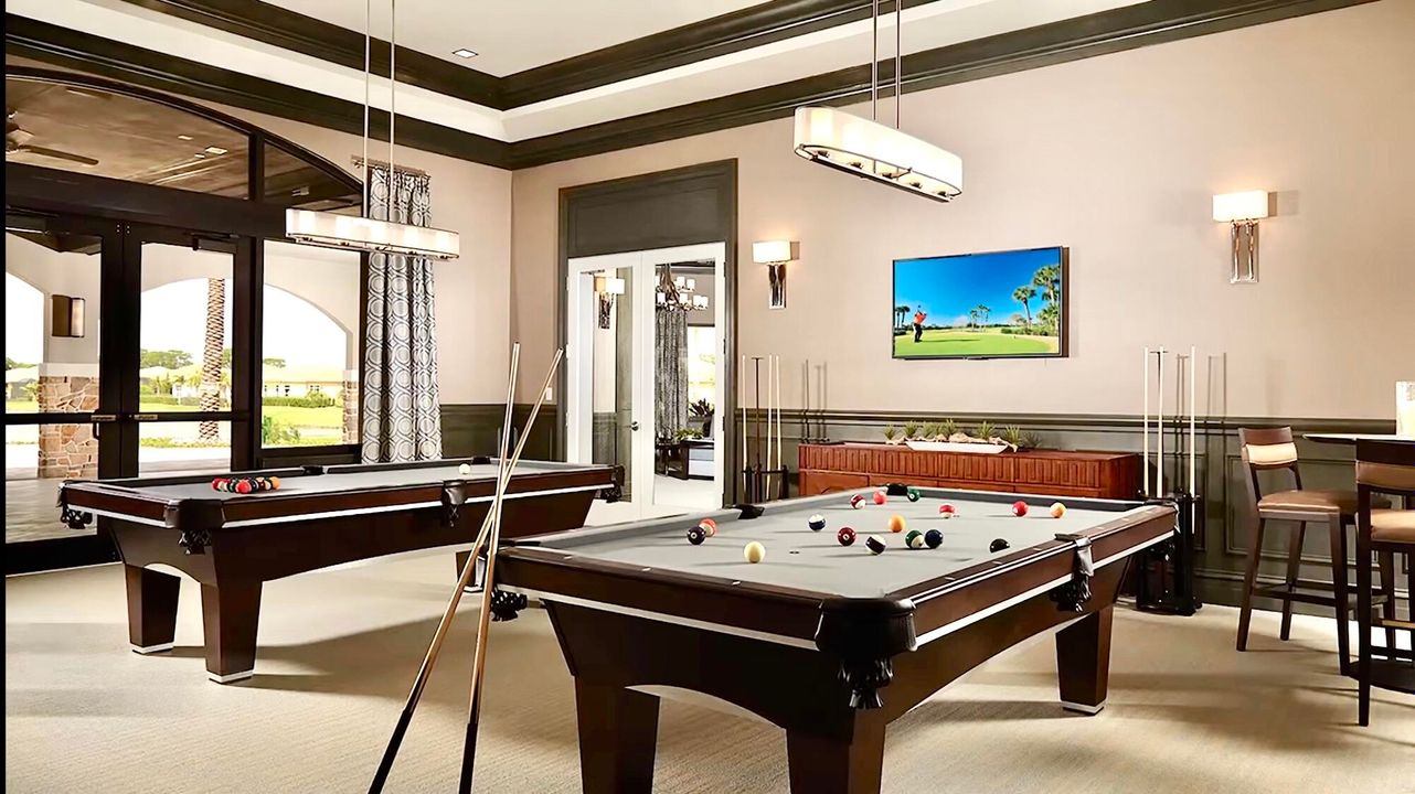 For Sale: $450,000 (3 beds, 2 baths, 1842 Square Feet)