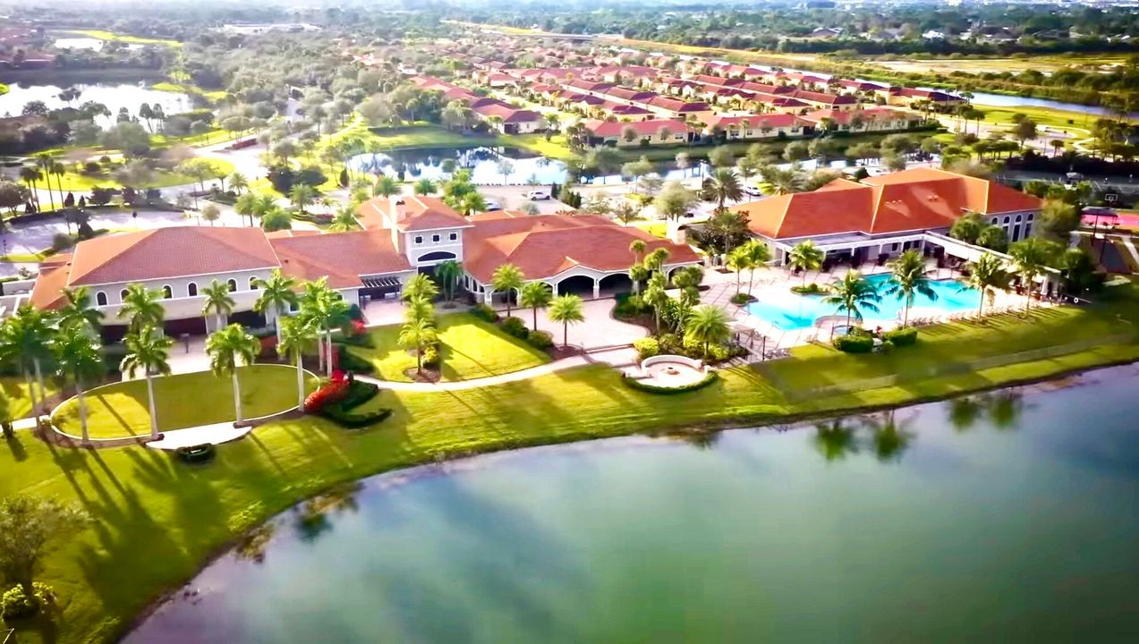 For Sale: $450,000 (3 beds, 2 baths, 1842 Square Feet)