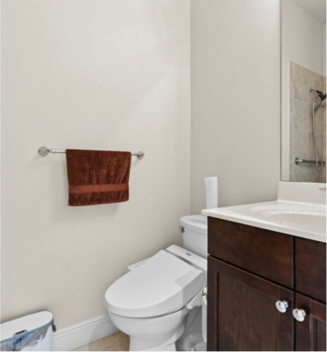 For Sale: $450,000 (3 beds, 2 baths, 1842 Square Feet)