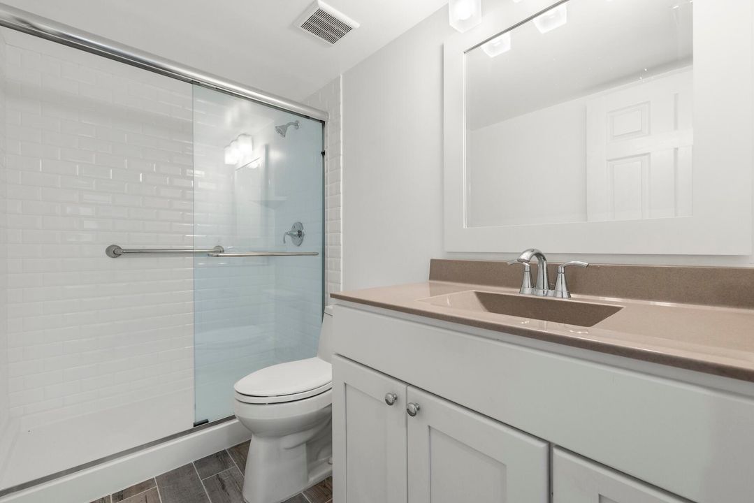 For Rent: $3,000 (2 beds, 2 baths, 1263 Square Feet)