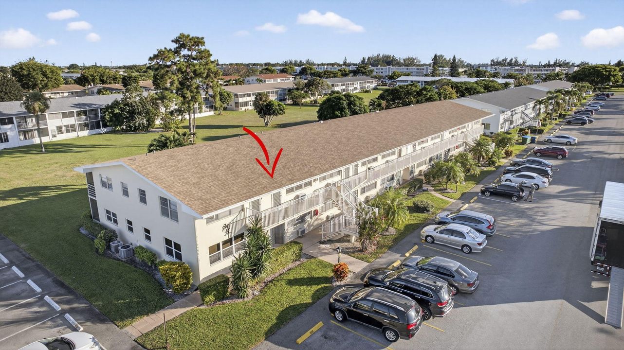 For Sale: $98,000 (1 beds, 1 baths, 585 Square Feet)