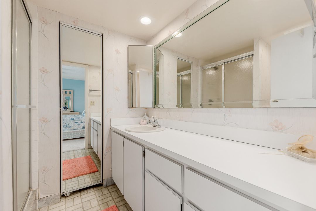 На продажу: $275,000 (2 спален, 2 ванн, 1288 Квадратных фут)