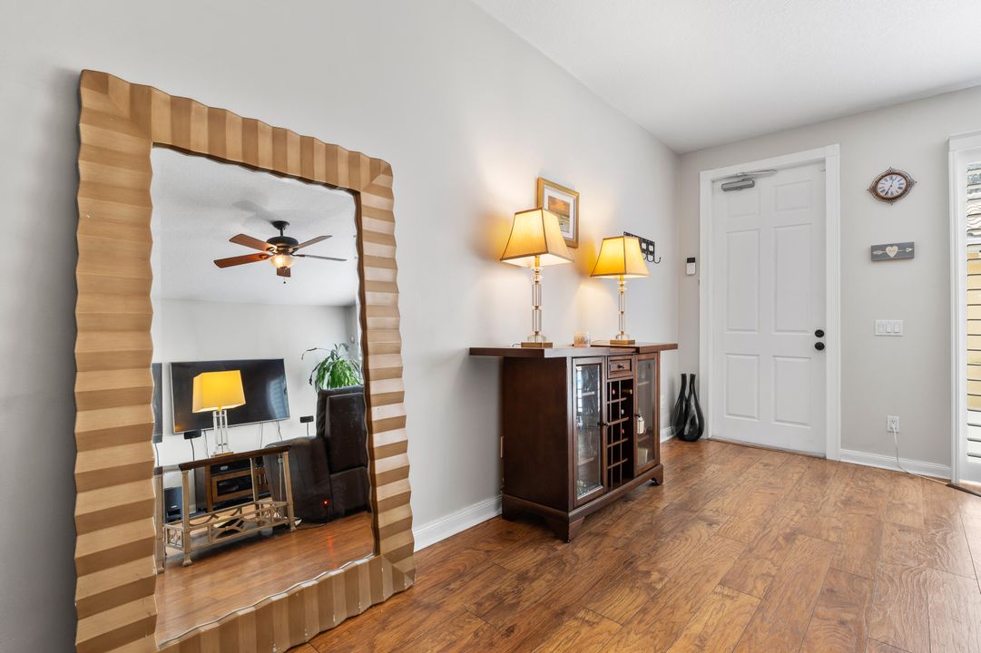 На продажу: $650,000 (4 спален, 3 ванн, 1830 Квадратных фут)