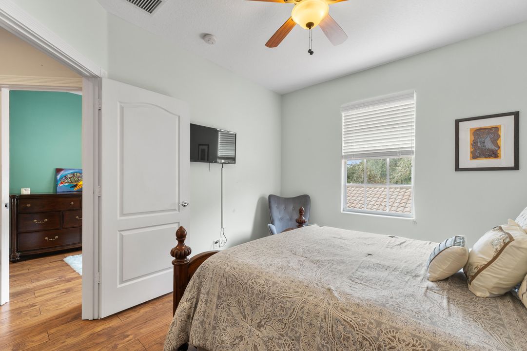 На продажу: $650,000 (4 спален, 3 ванн, 1830 Квадратных фут)