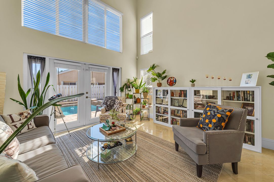 For Sale: $625,000 (3 beds, 2 baths, 1664 Square Feet)