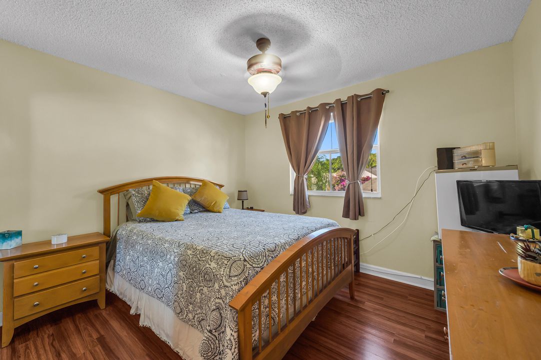 For Sale: $625,000 (3 beds, 2 baths, 1664 Square Feet)