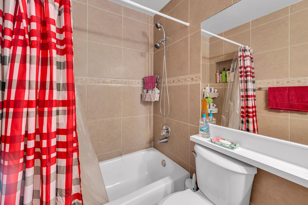 For Sale: $625,000 (3 beds, 2 baths, 1664 Square Feet)