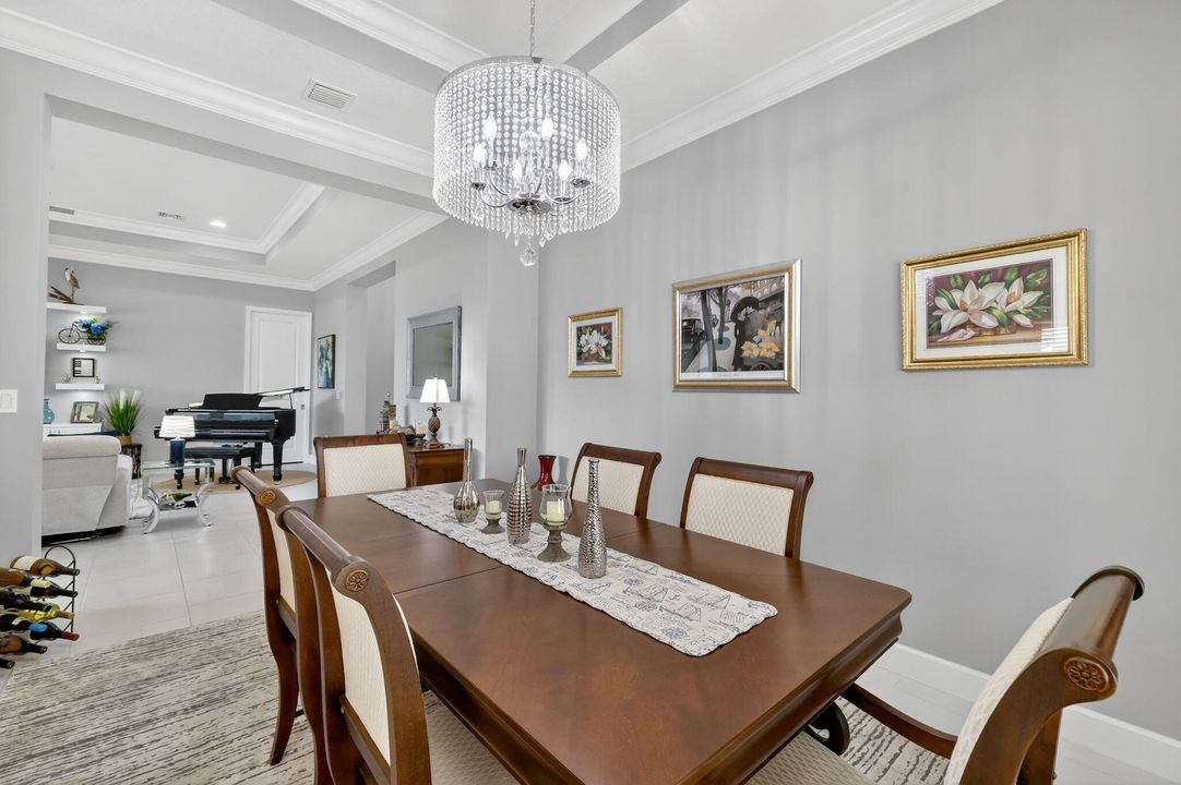 待售: $769,000 (3 贝兹, 2 浴室, 2580 平方英尺)