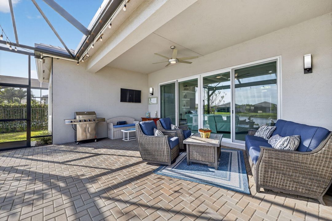 待售: $769,000 (3 贝兹, 2 浴室, 2580 平方英尺)