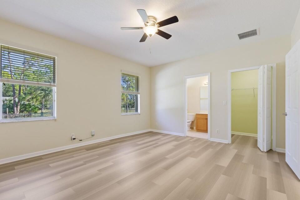 For Rent: $4,500 (4 beds, 3 baths, 2912 Square Feet)