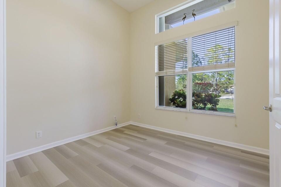 For Rent: $4,500 (4 beds, 3 baths, 2912 Square Feet)