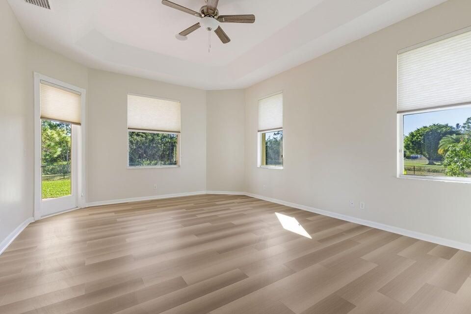 For Rent: $4,500 (4 beds, 3 baths, 2912 Square Feet)