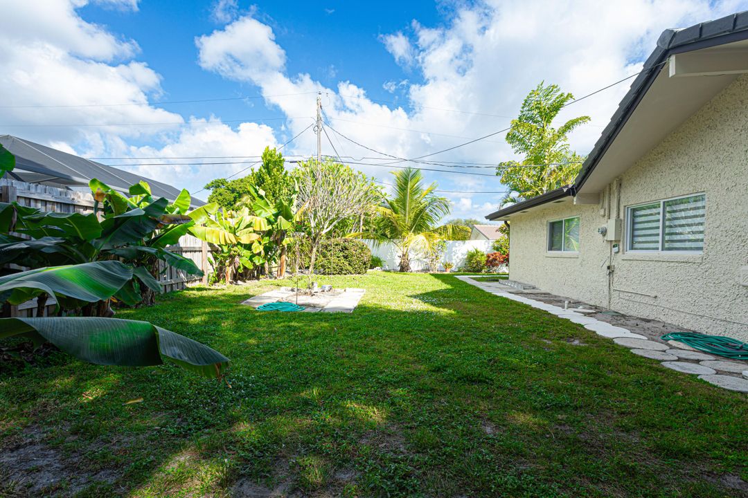 待售: $1,100,000 (3 贝兹, 2 浴室, 1573 平方英尺)