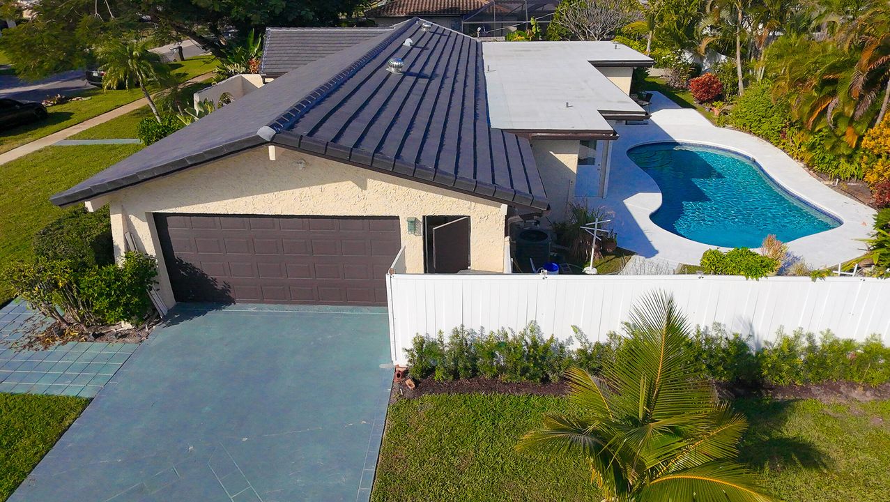 待售: $1,100,000 (3 贝兹, 2 浴室, 1573 平方英尺)