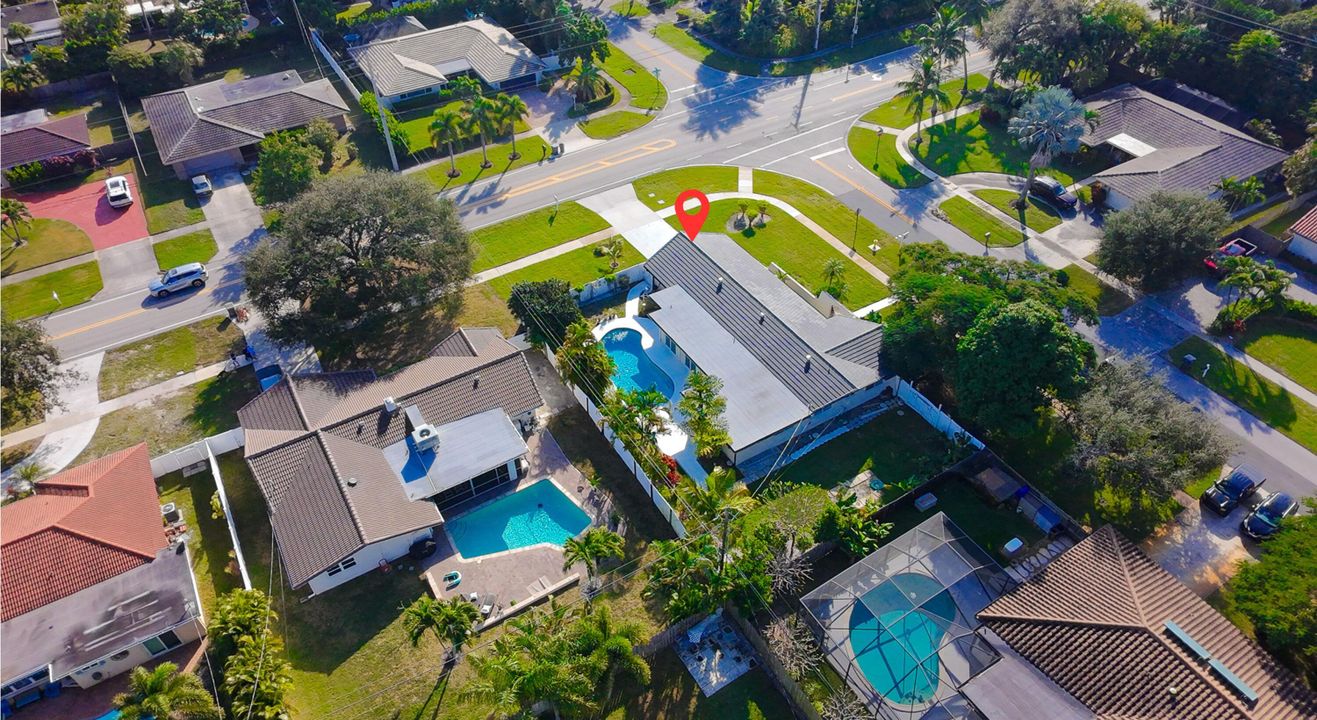 待售: $1,100,000 (3 贝兹, 2 浴室, 1573 平方英尺)