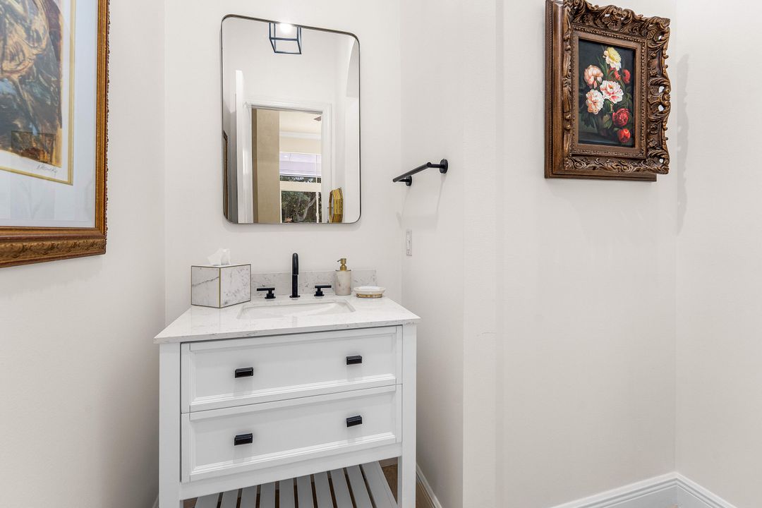 For Sale: $2,950,000 (5 beds, 5 baths, 4534 Square Feet)