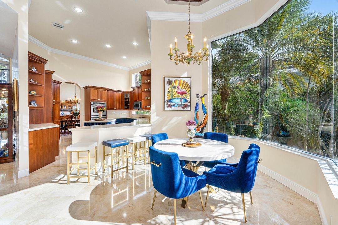 For Sale: $2,950,000 (5 beds, 5 baths, 4534 Square Feet)