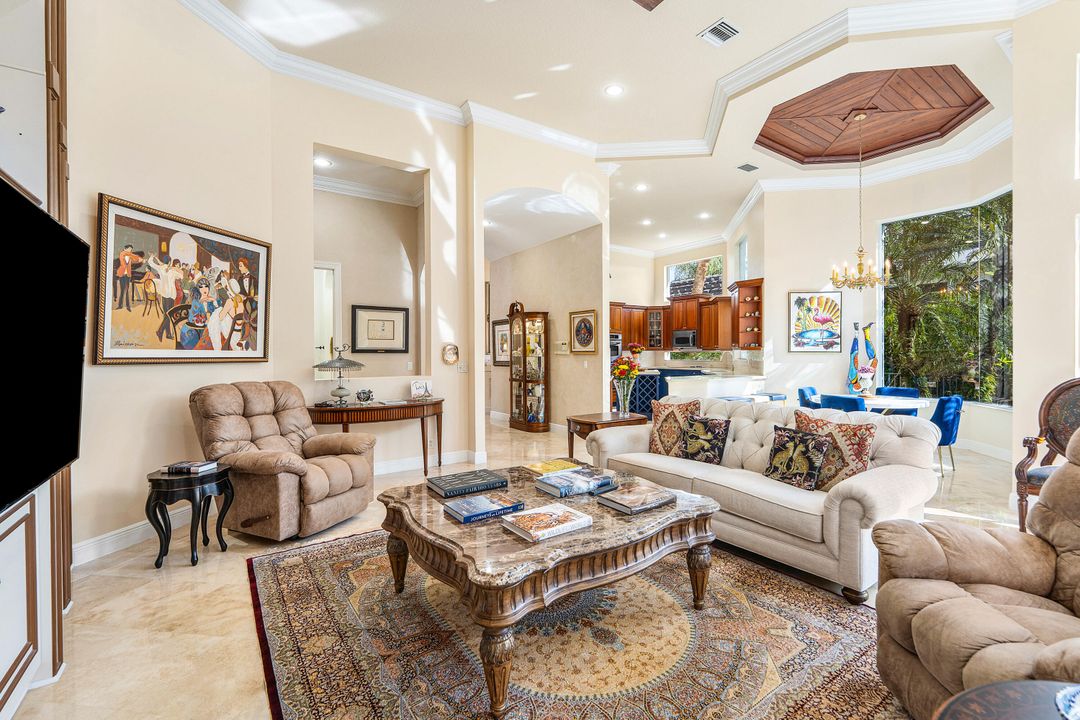 For Sale: $2,950,000 (5 beds, 5 baths, 4534 Square Feet)