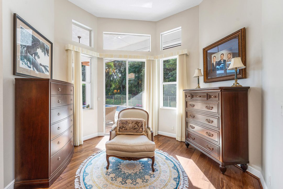 For Sale: $2,950,000 (5 beds, 5 baths, 4534 Square Feet)