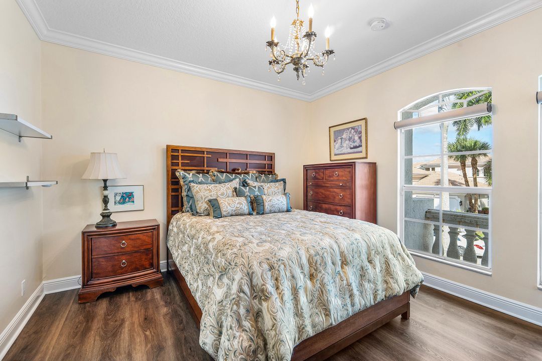 For Sale: $2,950,000 (5 beds, 5 baths, 4534 Square Feet)