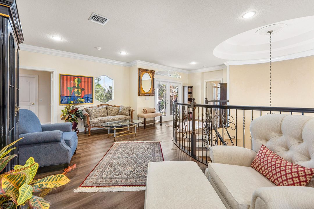 For Sale: $2,950,000 (5 beds, 5 baths, 4534 Square Feet)